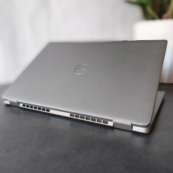 Laptop Dell Latitude 5330 i7 2.7 1265U 16GB RAM 256SSD 1920x1080